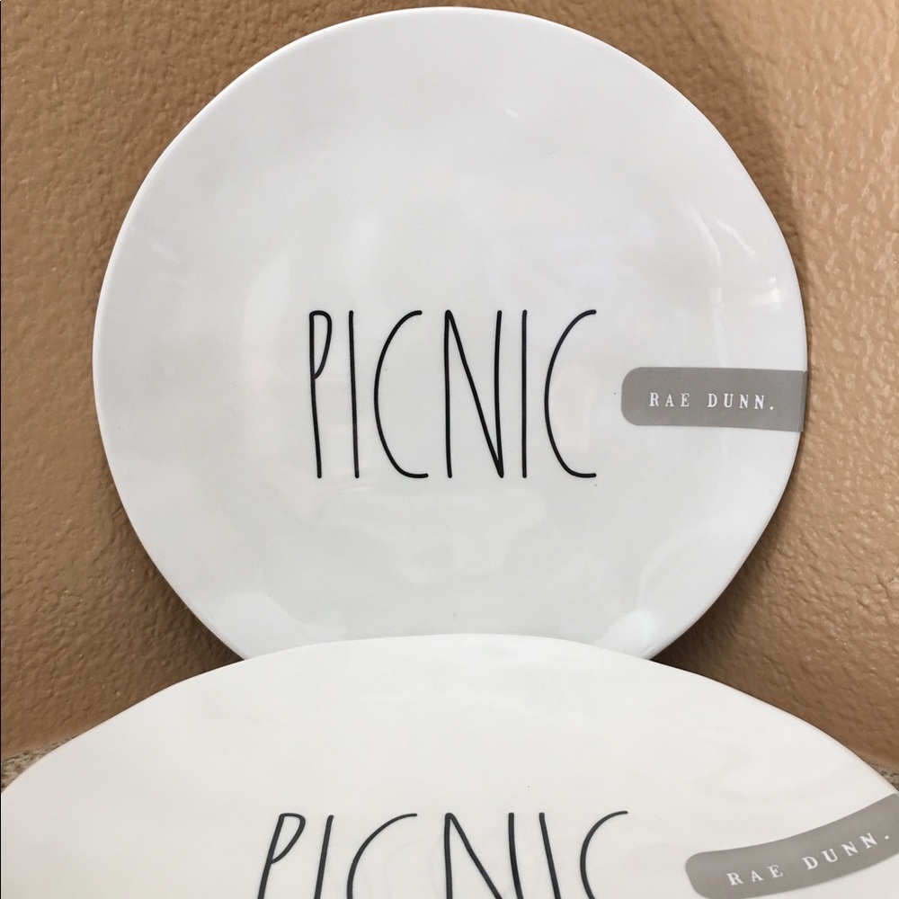 Picnic Plates - image 1